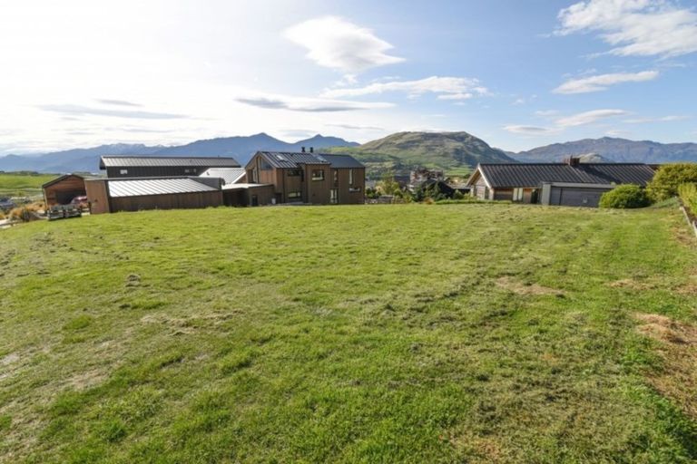 Photo of property in 21 Mckellar Drive, Jacks Point, Queenstown, 9371