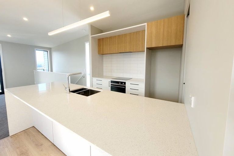 Photo of property in 16 Silvereye Way, Johnsonville, 6037