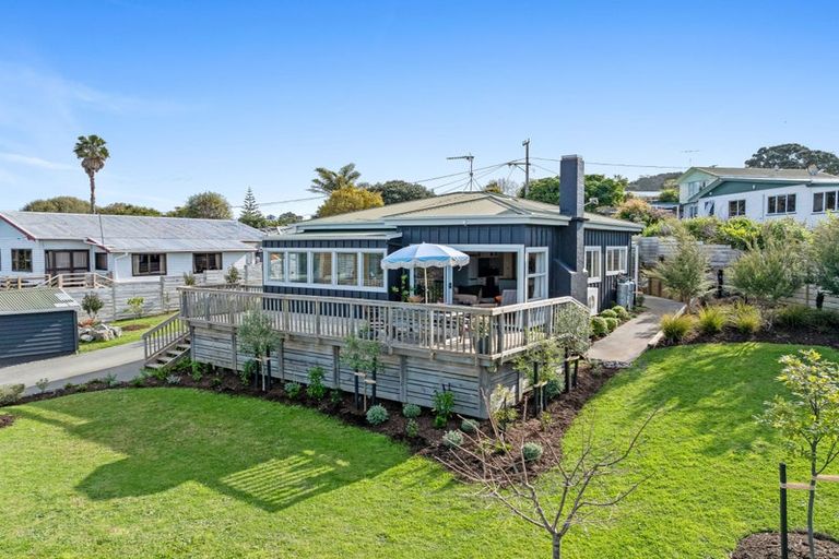 Photo of property in 26 Seatoun Avenue, Leigh, Warkworth, 0985