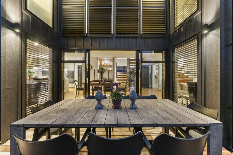 Photo of property in 5a Allison Avenue, Mount Maunganui, 3116