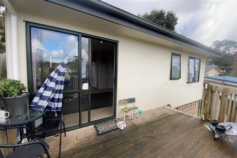Photo of property in 65 Sunline Avenue, Massey, Auckland, 0614