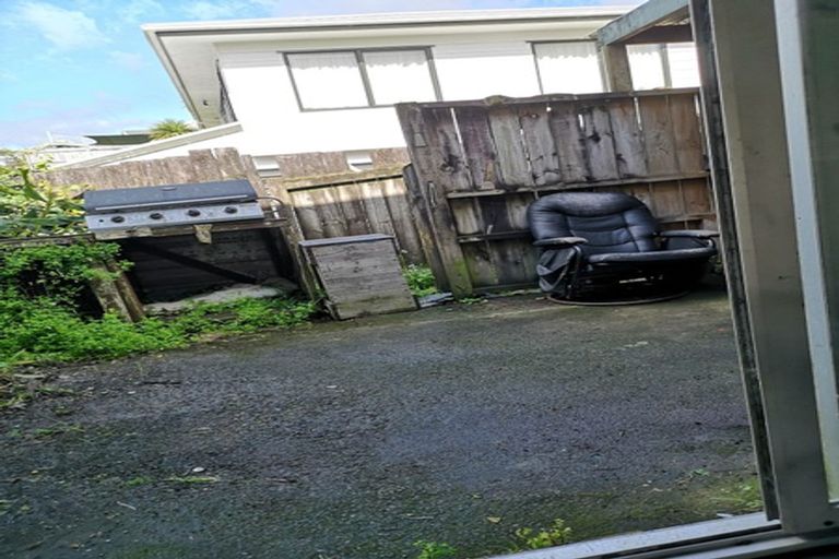 Photo of property in 405 Don Buck Road, Massey, Auckland, 0614