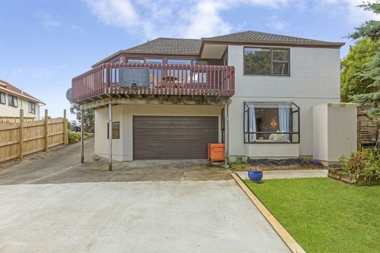 Photo of property in 5 The Haven, Whitby, Porirua, 5024