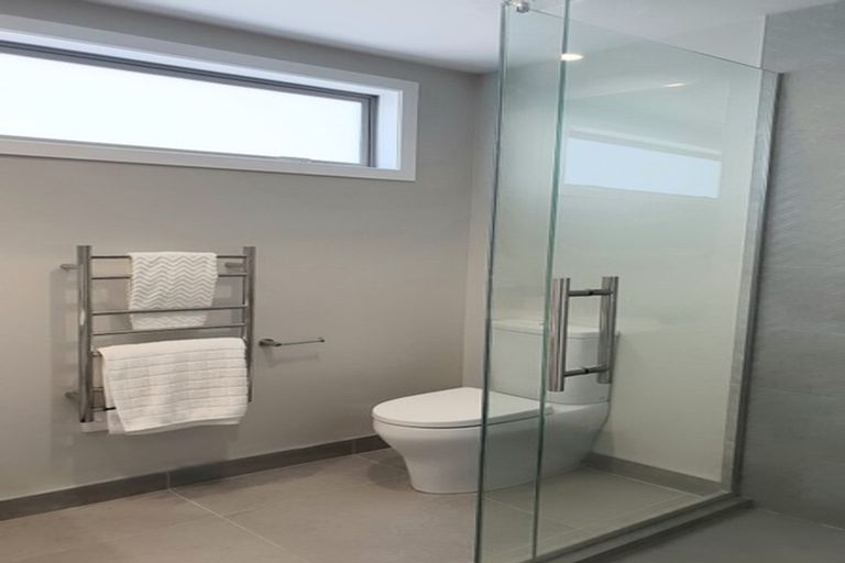 Photo of property in 7a Chamberlain Road, Karori, Wellington, 6012