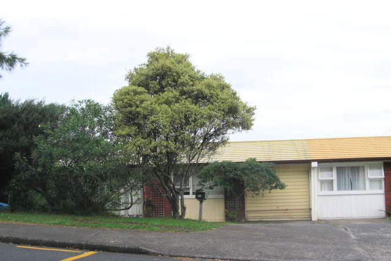 Photo of property in 2/2 Kashmir Road, Glen Eden, Auckland, 0602