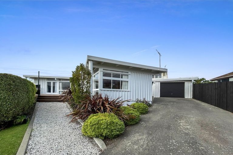 Photo of property in 36 Ranui Crescent, Diamond Harbour,  8971