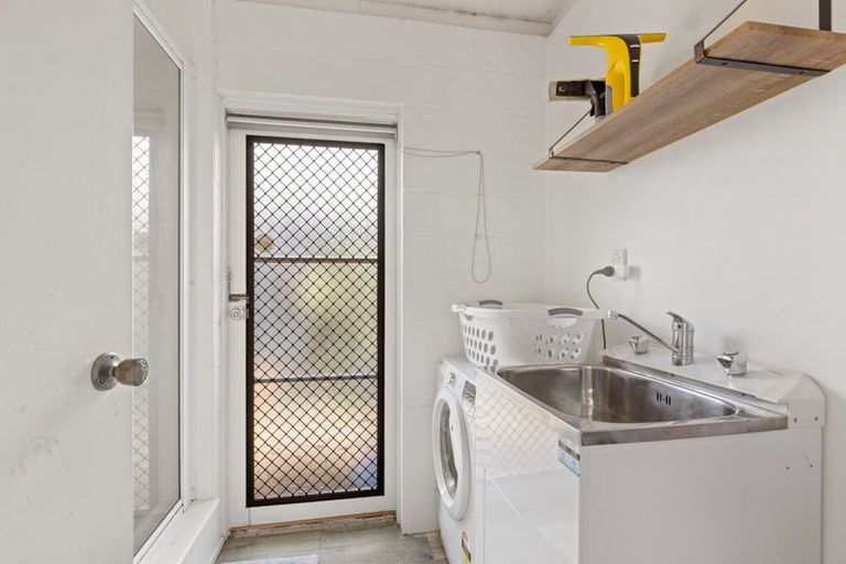 Photo of property in 1/73 Florence Avenue, Orewa, 0931