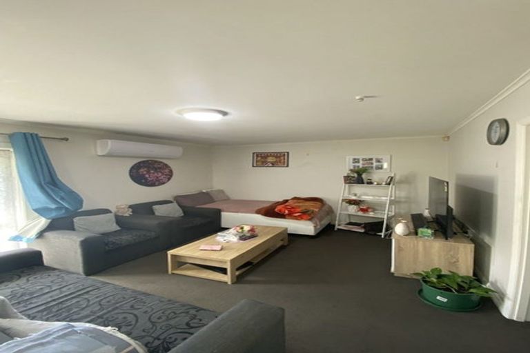 Photo of property in 1/146b Great South Road, Manurewa, Auckland, 2102
