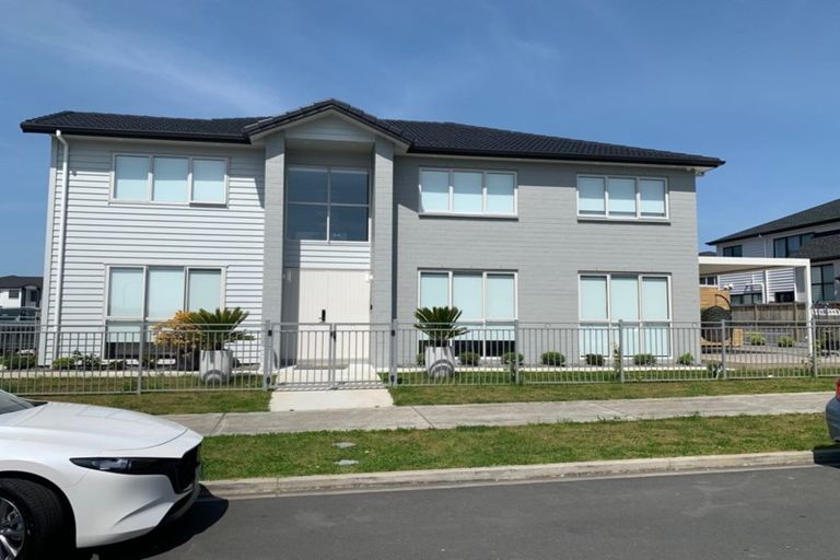 Photo of property in 5 Horsefields Drive, Flat Bush, Auckland, 2019