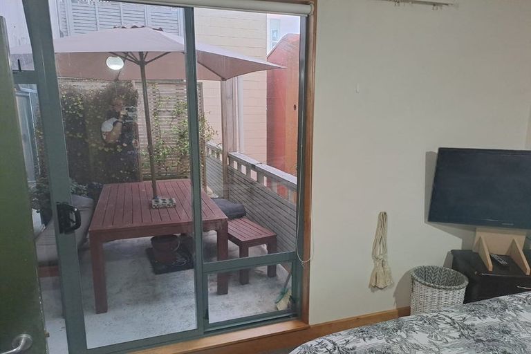 Photo of property in First House Apartments, 3/4 Frederick Street, Te Aro, Wellington, 6011