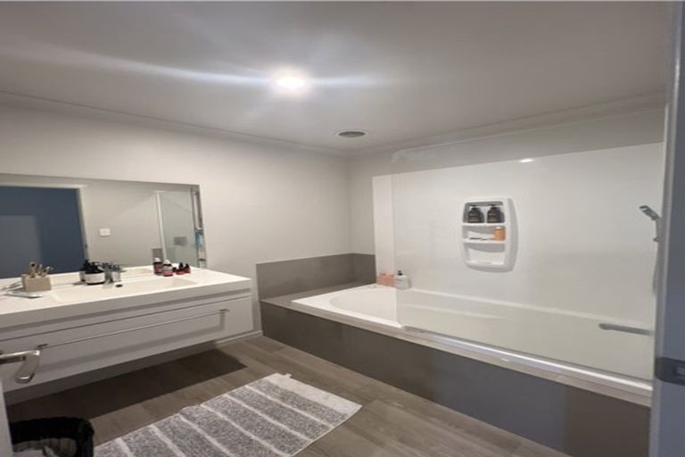 Photo of property in 13b Dixon Road, Fitzroy, Hamilton, 3206