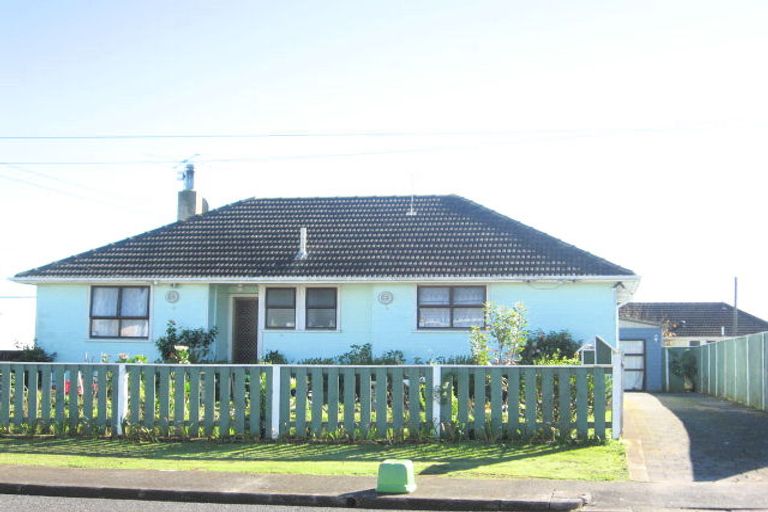 Photo of property in 17 Healy Road, Manurewa, Auckland, 2102