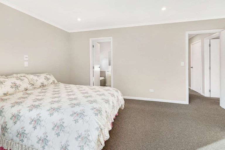 Photo of property in 24a Rata Street, Roslyn, Palmerston North, 4414