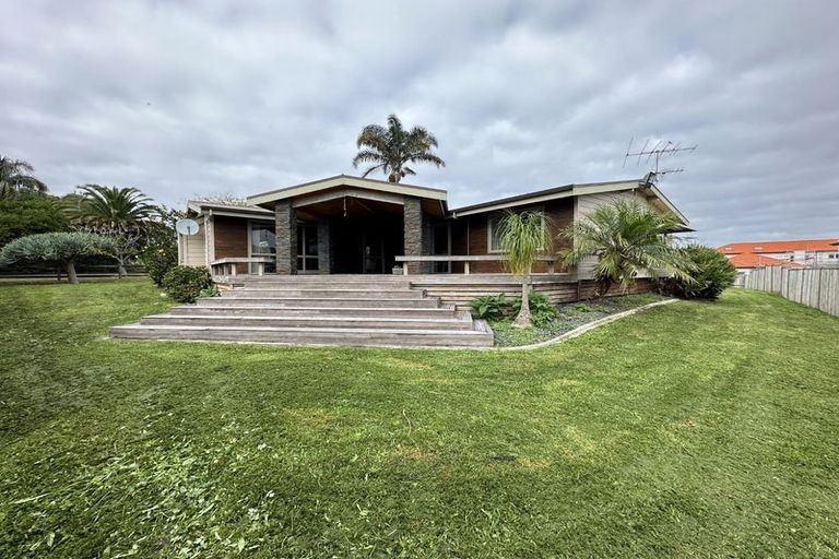 Photo of property in 9 Francesco Drive, Karaka, Papakura, 2113