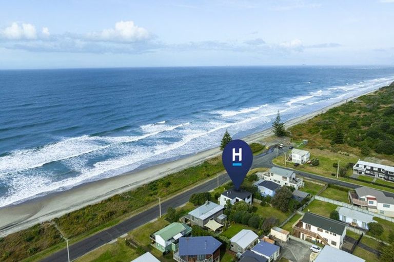 Photo of property in 112 Bway Road, Waihi Beach, 3611