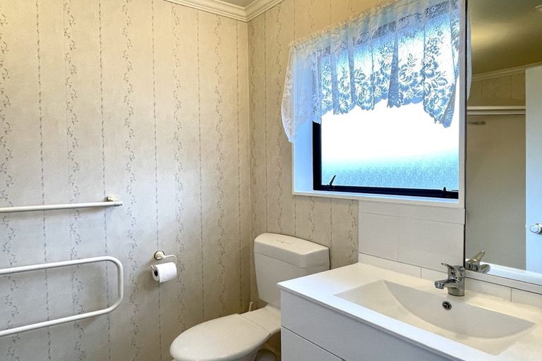 Photo of property in 1 Oleander Lane, Mount Maunganui, 3116