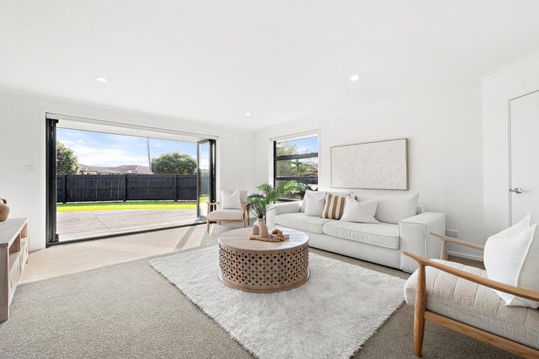 Photo of property in 19 Seabreeze Place, Papamoa Beach, Papamoa, 3118