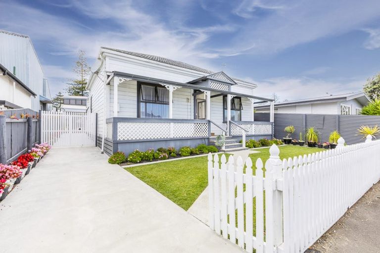 Photo of property in 78 Mcgrath Street, Napier South, Napier, 4110