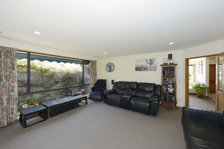 Photo of property in 82 Middleton Road, Upper Riccarton, Christchurch, 8041