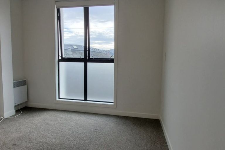 Photo of property in 16 Constable Street, Newtown, Wellington, 6021