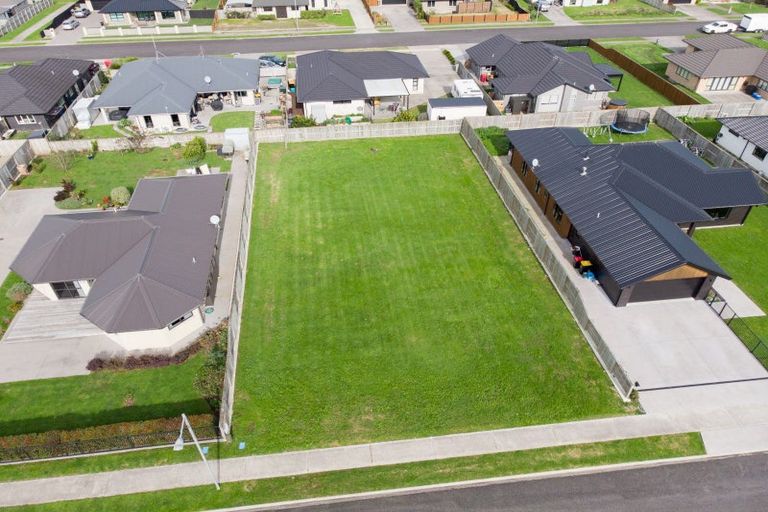 Photo of property in 9 Mcwatters Drive, Ngatea, 3503