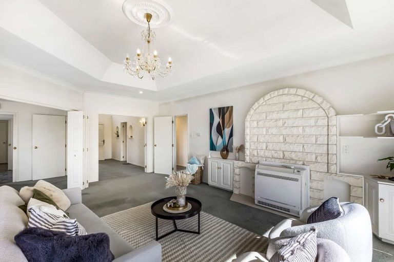 Photo of property in 43 Aotea Crescent, Gore, 9710