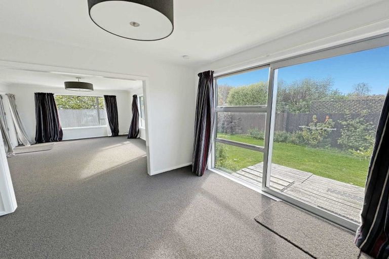 Photo of property in 12 Molesworth Place, Somerfield, Christchurch, 8024