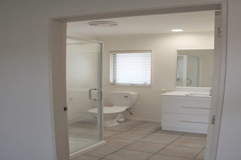 Photo of property in 4 Molyneux Place, Welcome Bay, Tauranga, 3112