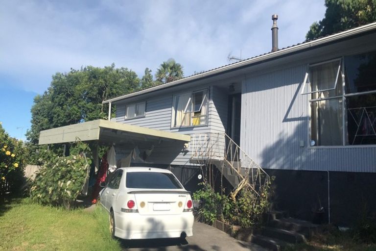 Photo of property in 51 Keegan Drive, Massey, Auckland, 0614