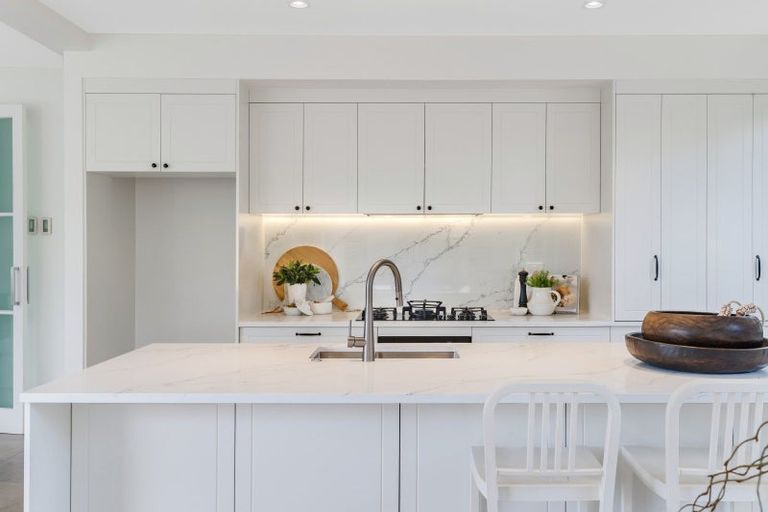 Photo of property in 122 Brownhill Road, Whitford, Manurewa, 2576