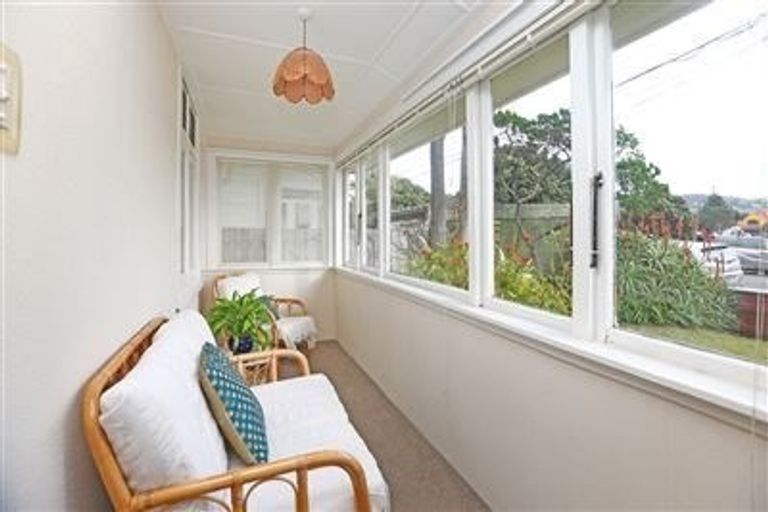 Photo of property in 38 Kauri Street, Miramar, Wellington, 6022