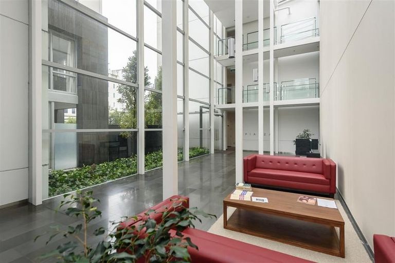 Photo of property in Sanctum Apartments, 22/10b Ebor Street, Te Aro, Wellington, 6011