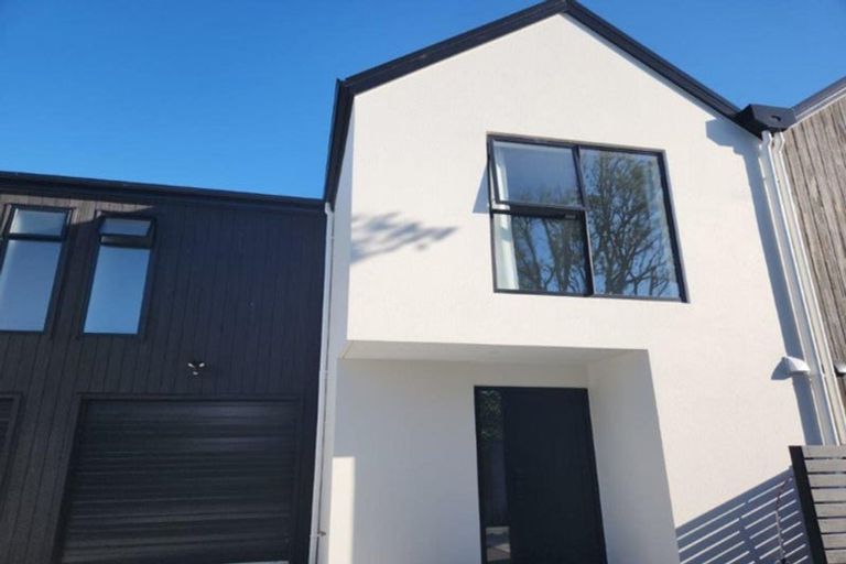 Photo of property in 31 Champion Street, Edgeware, Christchurch, 8013