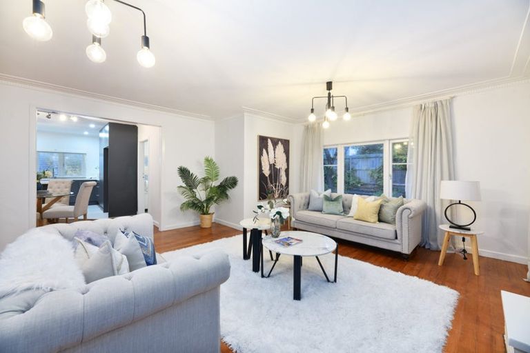 Photo of property in 2a Kereru Street, Henderson, Auckland, 0612
