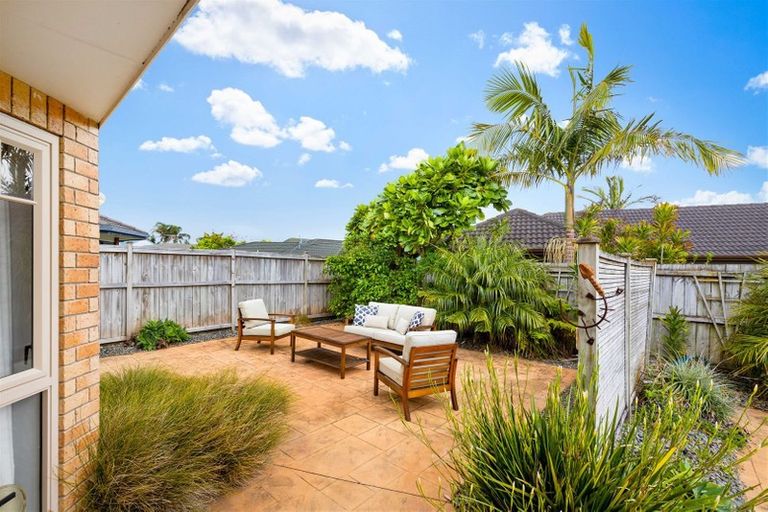 Photo of property in 40 Starlight Cove, Hobsonville, Auckland, 0618