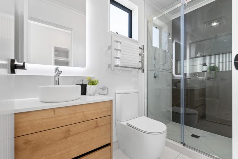Photo of property in 1/62 Collins Road, Melville, Hamilton, 3206