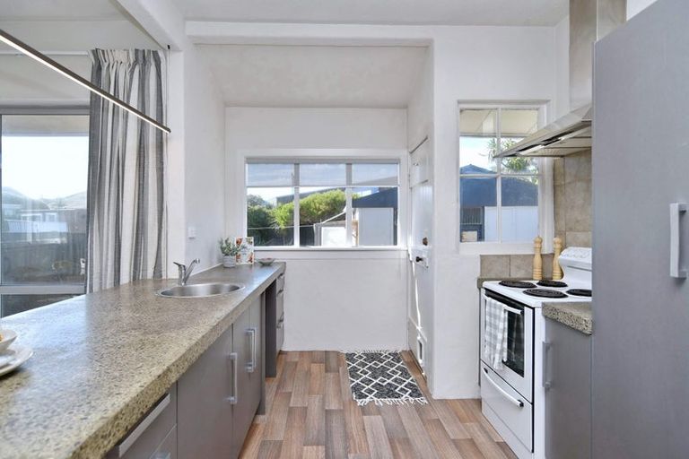 Photo of property in 17 Jutland Street, North New Brighton, Christchurch, 8083