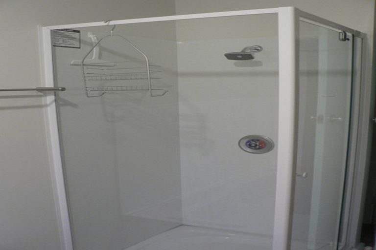 Photo of property in 8 Kinnaird Place, Hillmorton, Christchurch, 8025