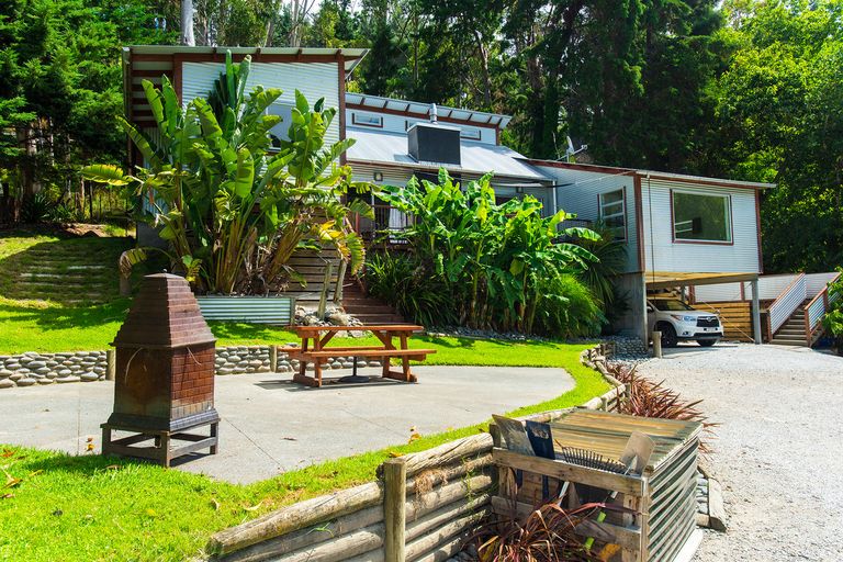 Photo of property in 81 Shelley Road, Whataupoko, Gisborne, 4010
