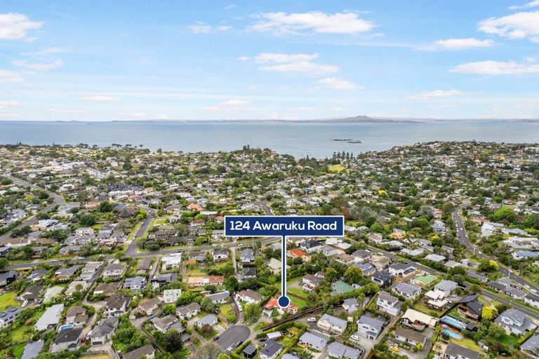 Photo of property in 124 Awaruku Road, Torbay, Auckland, 0630