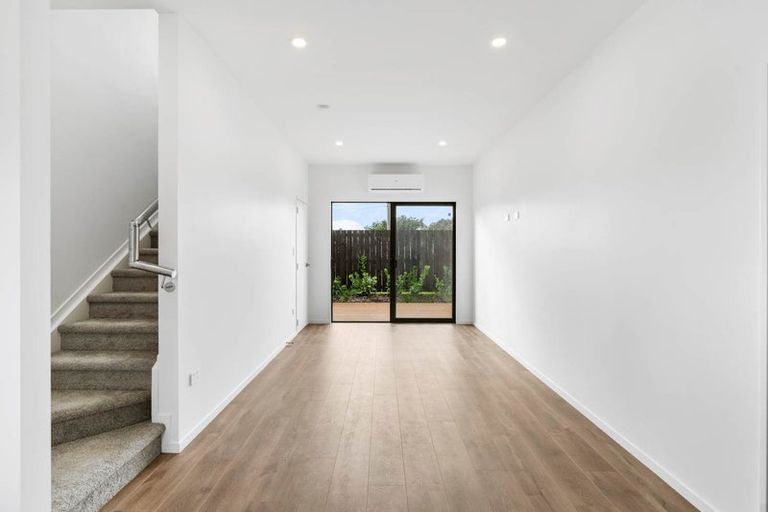Photo of property in 13c Von Sturmer Street, Mangere East, Auckland, 2024