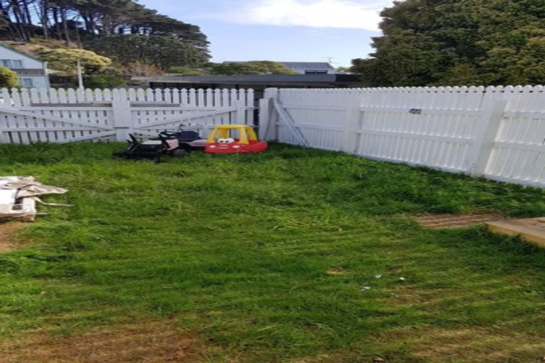 Photo of property in 50f5 Darlington Road, Miramar, Wellington, 6022