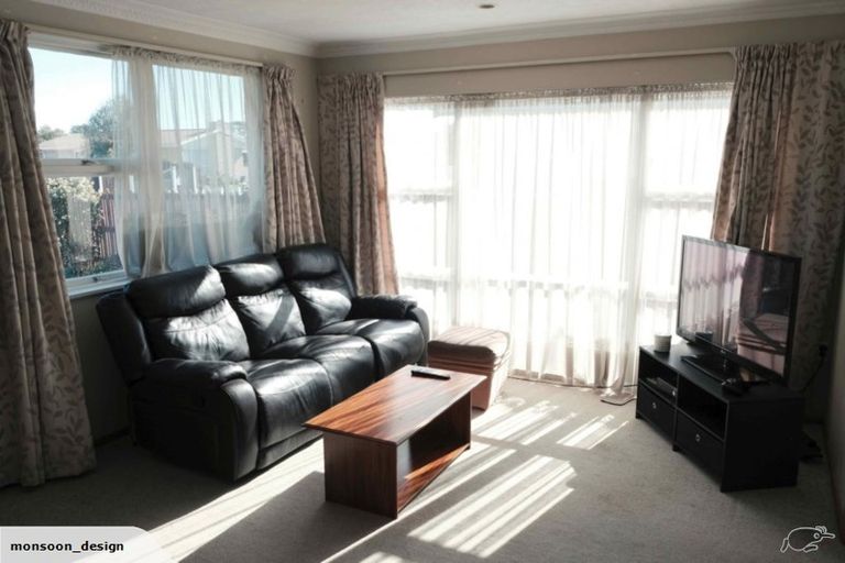 Photo of property in 46 Frensham Crescent, Woolston, Christchurch, 8062