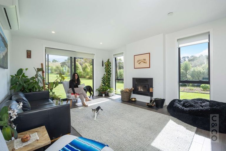 Photo of property in 225b Amreins Road, Taupaki, 0782