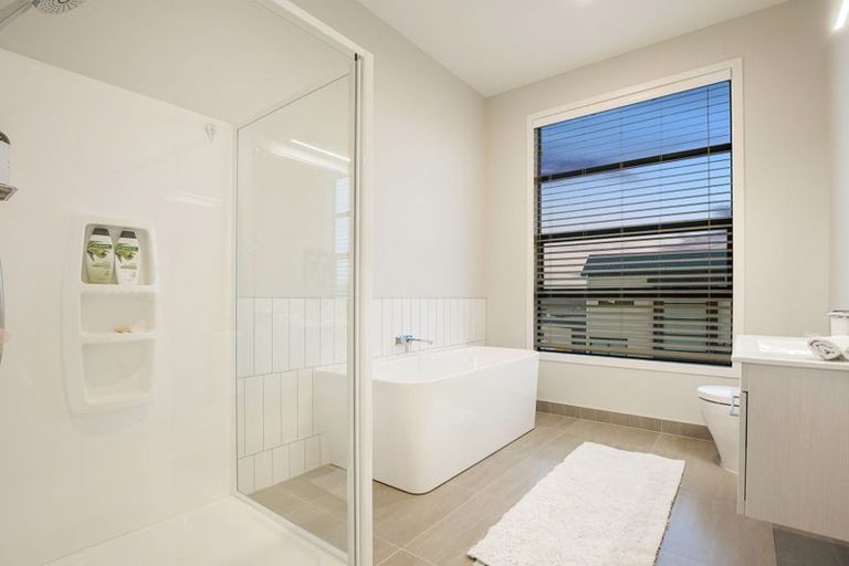 Photo of property in 3 Podgora Avenue, Kumeu, 0810