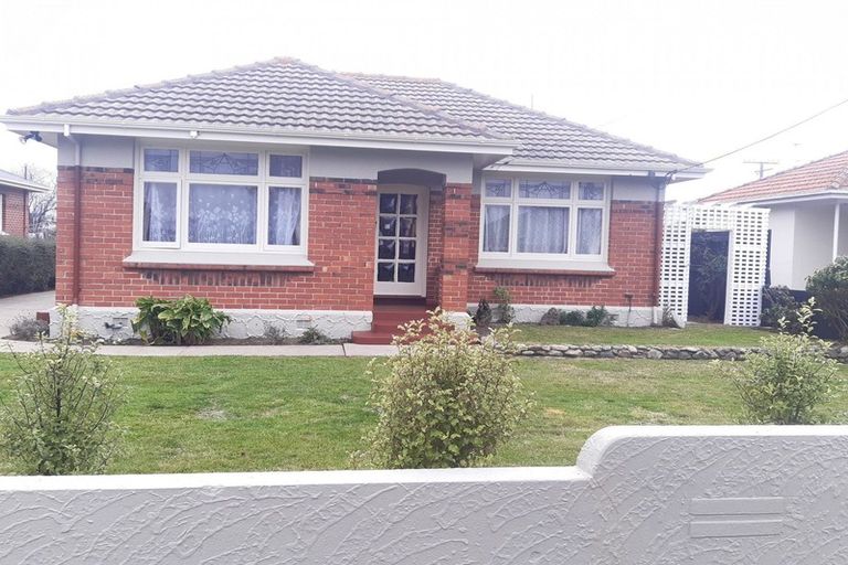 Photo of property in 14 Teviot Street, Oamaru North, Oamaru, 9400