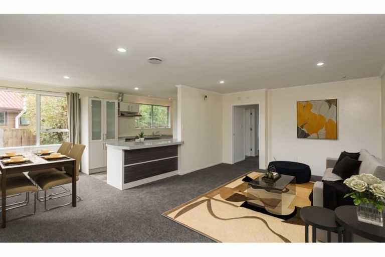 Photo of property in 2 Magenta Place, Dinsdale, Hamilton, 3204