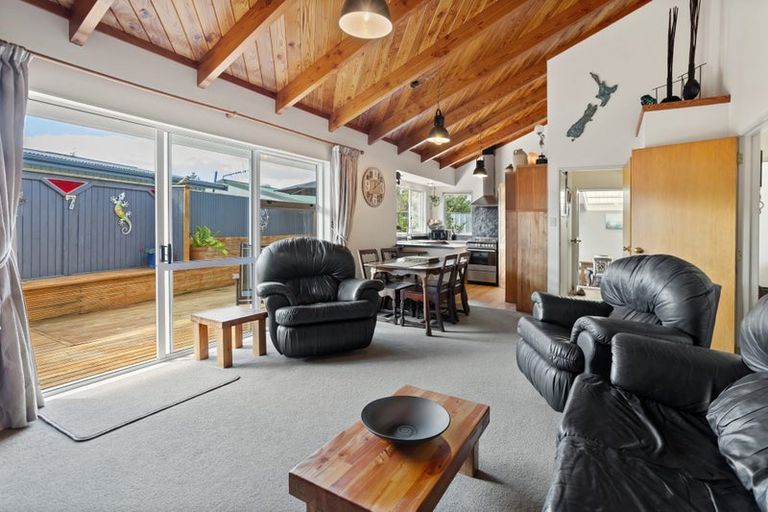 Photo of property in 7b Laura Place, Whitianga, 3510