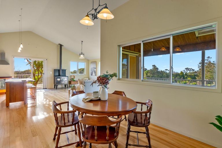 Photo of property in 87 M Greenwood Road, Leigh, 0972