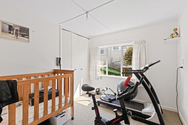 Photo of property in 8 Lismore Street, Strandon, New Plymouth, 4312